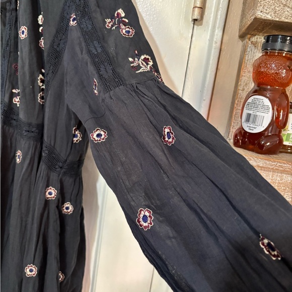 FREE PEOPLE BLUE Floral Embroidered Maxi Dress WITH BODY SUIT UNDERNEATH. - Picture 7 of 16